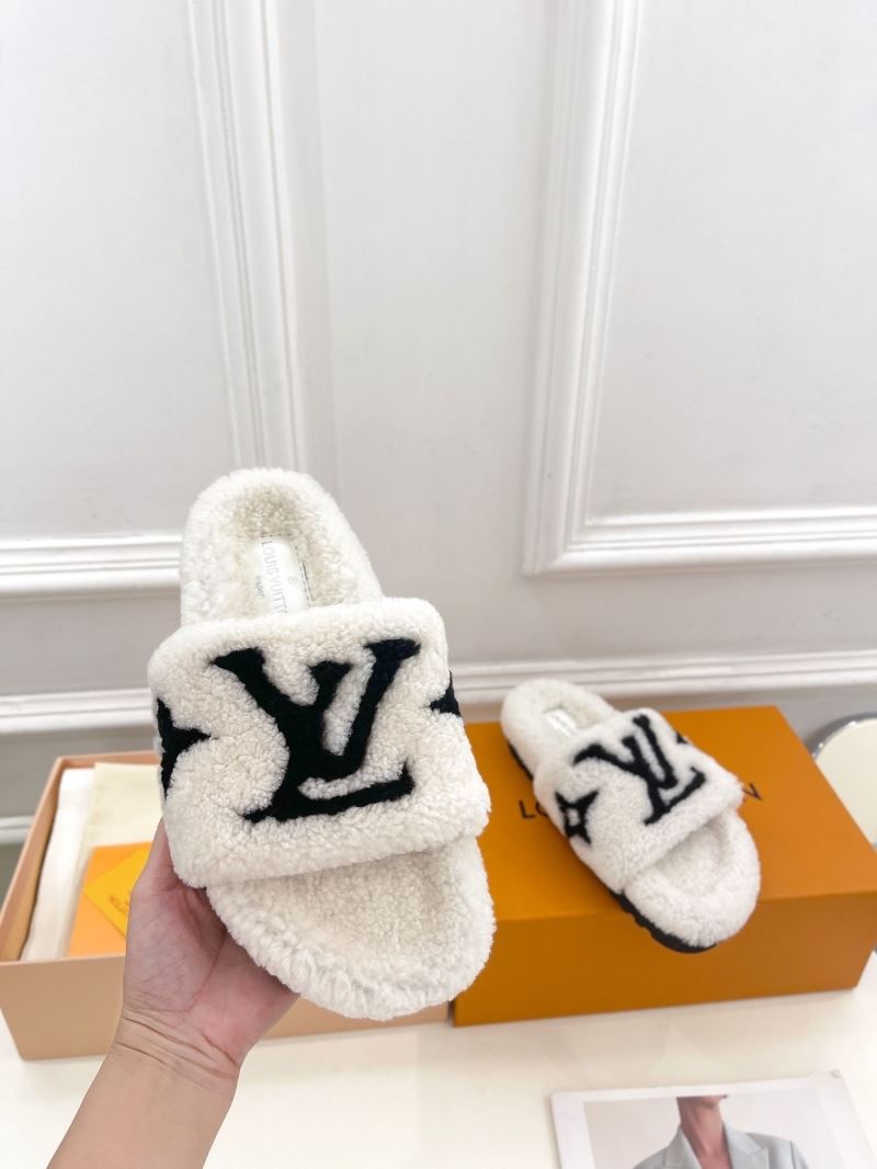 Louis Vuitton Slippers